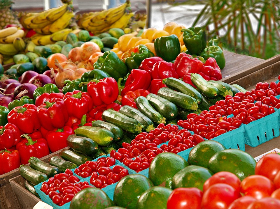Fruits et légumes en supermarché